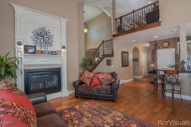 Living Room & 2-sided Fireplace
