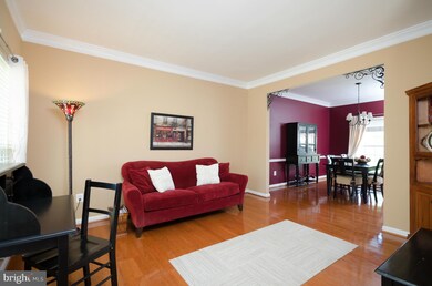 613 Wooden Bridge Dr, Purcellville, VA 20132 - photo 5