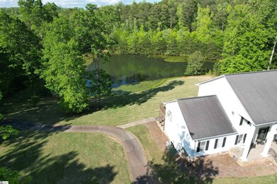 10449 Old White Horse Rd, Travelers Rest, SC 29690 - photo 2