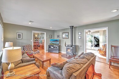 712 Palmer Ave, Allenhurst, NJ 07711 - photo 4