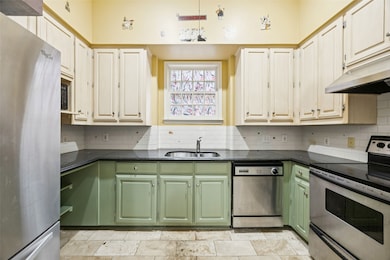 4511 Gilbert Ave unit 103, Dallas, TX 75219 - photo 6