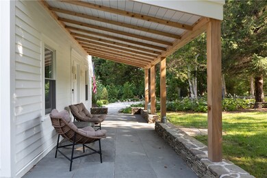 2 Scull St, Jamestown, RI 02835 - photo 4