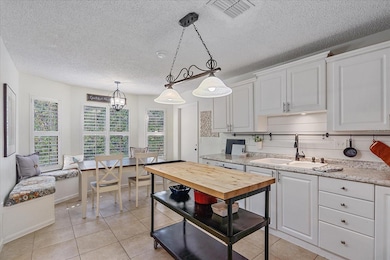 5766 Forester Pine Ct, Sarasota, FL 34243 - photo 7