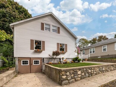 16 Wakefield Ave, Wakefield, MA 01880 - photo 3