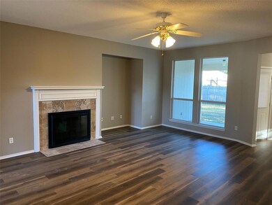 303 Preston Dr, Cleburne, TX 76033 - photo 3