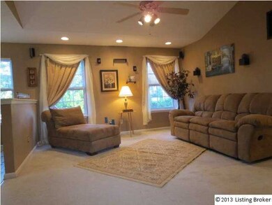 248 Aulbern Dr E, Mount Washington, KY 40047 - photo 3