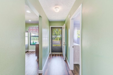 6040 27th St W, Bradenton, FL 34207 - photo 4