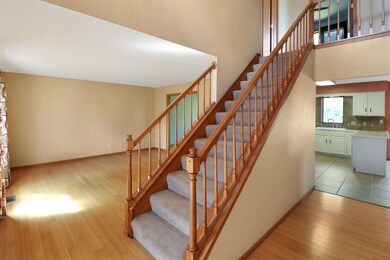 5717 W Rachael Ct, Peoria, IL 61615 - photo 3