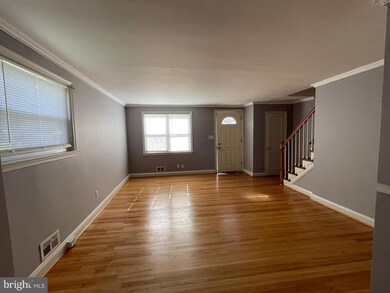 1236 Deanwood Rd, Parkville, MD 21234 - photo 2