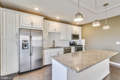 23266 Southdown Manor Terrace unit 101, Ashburn, VA 20148 - photo 5