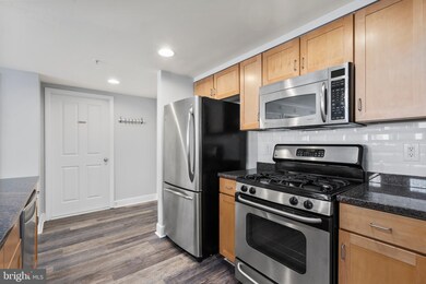 Station Square at Clarendon unit 707, Arlington, VA 22201 - photo 5