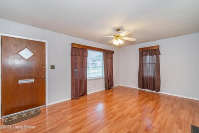 2612 Franklin Ave L-22