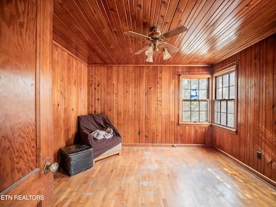 118 Scenic Dr, Sevierville, TN 37862 - photo 7