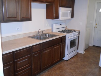 57 Birch St, Carpentersville, IL 60110 - photo 6