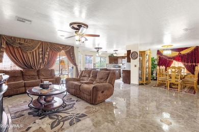 735 E Geronimo St, Chandler, AZ 85225 - photo 2