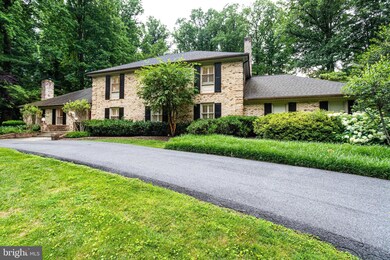 908 Lynton Place, McLean, VA 22102 - photo 4