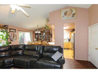 219 Quail Run, Sutherlin, OR 97479 - photo 7