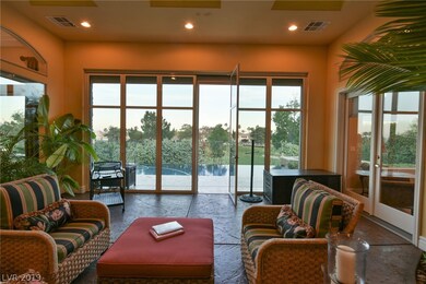 Lanai features Spectacular Golf Course Views, Wall