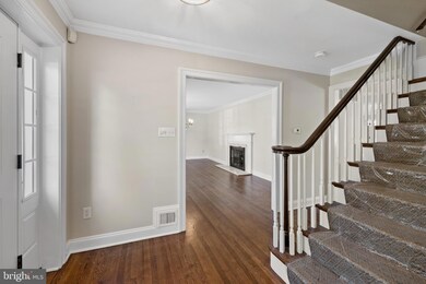 1015 Potomac Ln, Alexandria, VA 22308 - photo 3