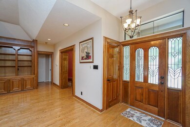 7710 River Garden Dr, Houston, TX 77095 - photo 2