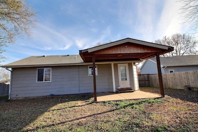 5411 S Mosley St, Wichita, KS 67216 - photo 4