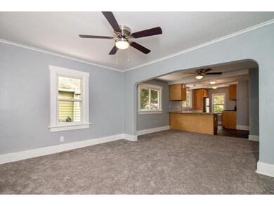 2640 Des Moines St, Des Moines, IA 50317 - photo 2