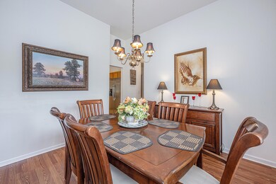 1493EndicottWay007