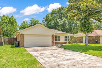 1909 Briar Ridge Dr, Rosenberg, TX 77471 - photo 2