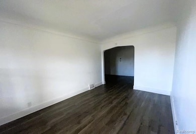 2925-2927 W Buena Vista St, Detroit, MI 48238 - photo 4