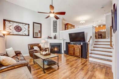 8-web-or-mls-Sablewood Drive-008