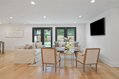 13306 Queensbury Ln, Houston, TX 77079 - photo 3