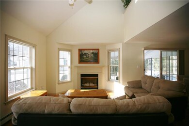 Living Room/lots of sun
