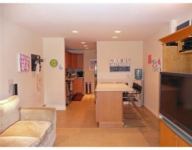 189 Laurel Ave unit 1, Providence, RI 02906 - photo 7