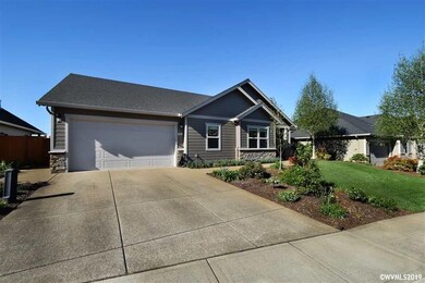 2610 NE Riverstone Loop, Albany, OR 97321 - photo 2