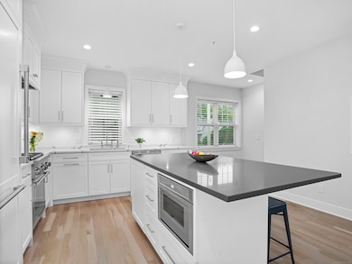 21 Beaumont St, Fairfield, CT 06824 - photo 5