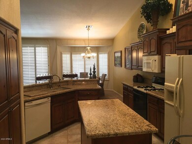 15811 W Piccadilly Rd, Goodyear, AZ 85395 - photo 2