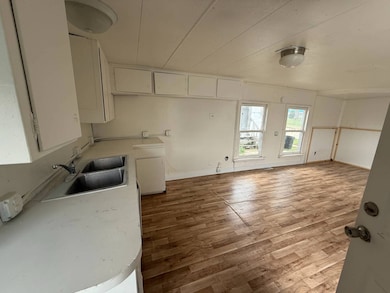 2825 SE 14th St unit 57, Des Moines, IA 50320 - photo 3