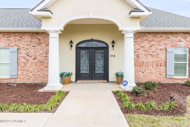 2-web-or-mls-1713 Pembroke-2