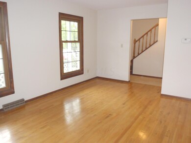 6487 Skywae Dr, Columbus, OH 43229 - photo 3