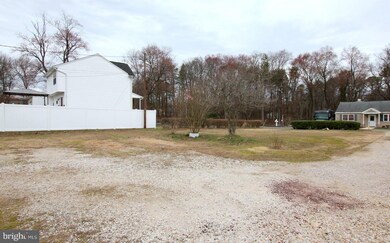 1409 Rogers Ln, Severn, MD 21144 - photo 2