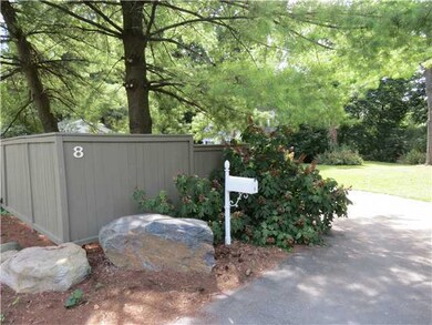 8 Overbrook Dr, Columbus, OH 43214 - photo 2