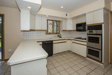 167 Monroe Ave, Belle Mead, NJ 08502 - photo 7