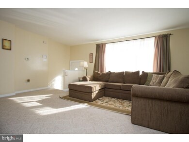 12012 Waldemire Dr, Philadelphia, PA 19154 - photo 4