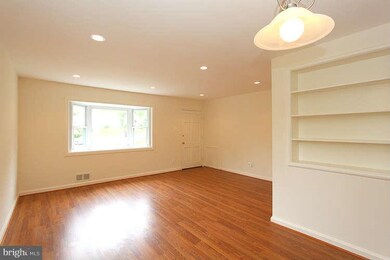 13201 Justice Rd, Rockville, MD 20853 - photo 5