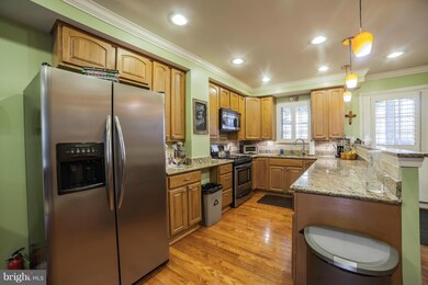 8 N Milton Ave, Baltimore, MD 21224 - photo 3