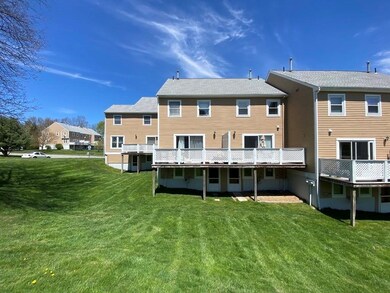 76 Camelot Dr, Worcester, MA 01602 - photo 5