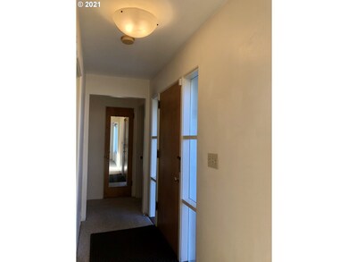 517 NW 12th St, Pendleton, OR 97801 - photo 4