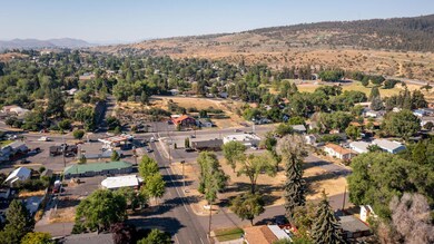 2007 Modoc St, Klamath Falls, OR 97601 - photo 6