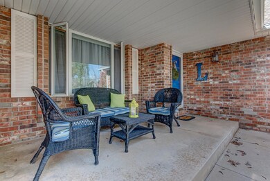 3877 North Daniels Ct.-6