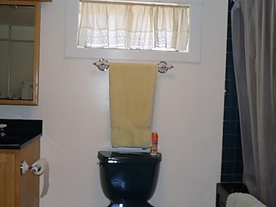 85 Lehan Rd, Bethlehem, NH 03574 - photo 7